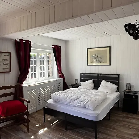 Holiday home Charmante Maison 2 Avec Jardin Prive *